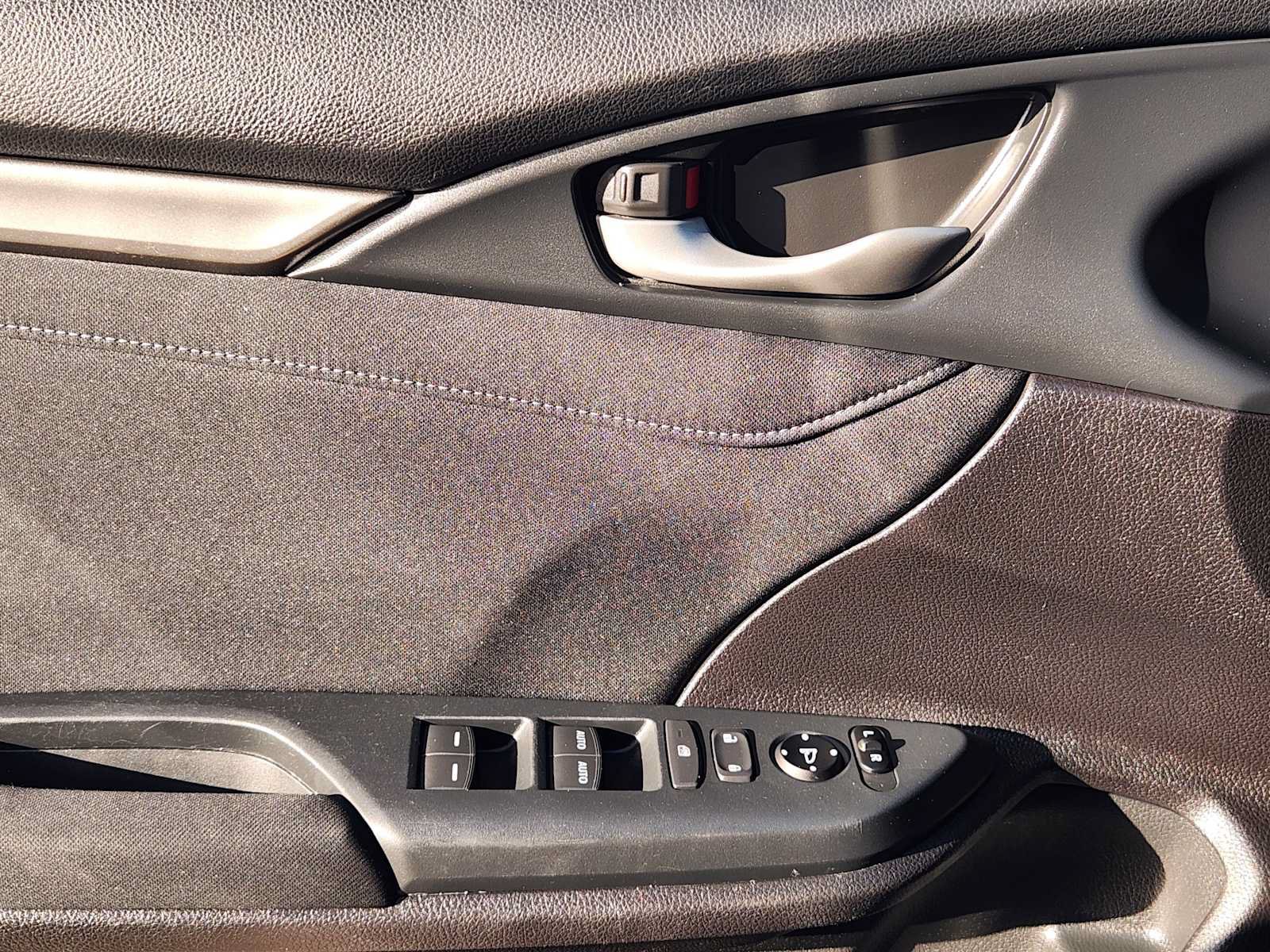 Used 2020 Honda Civic EX image 22