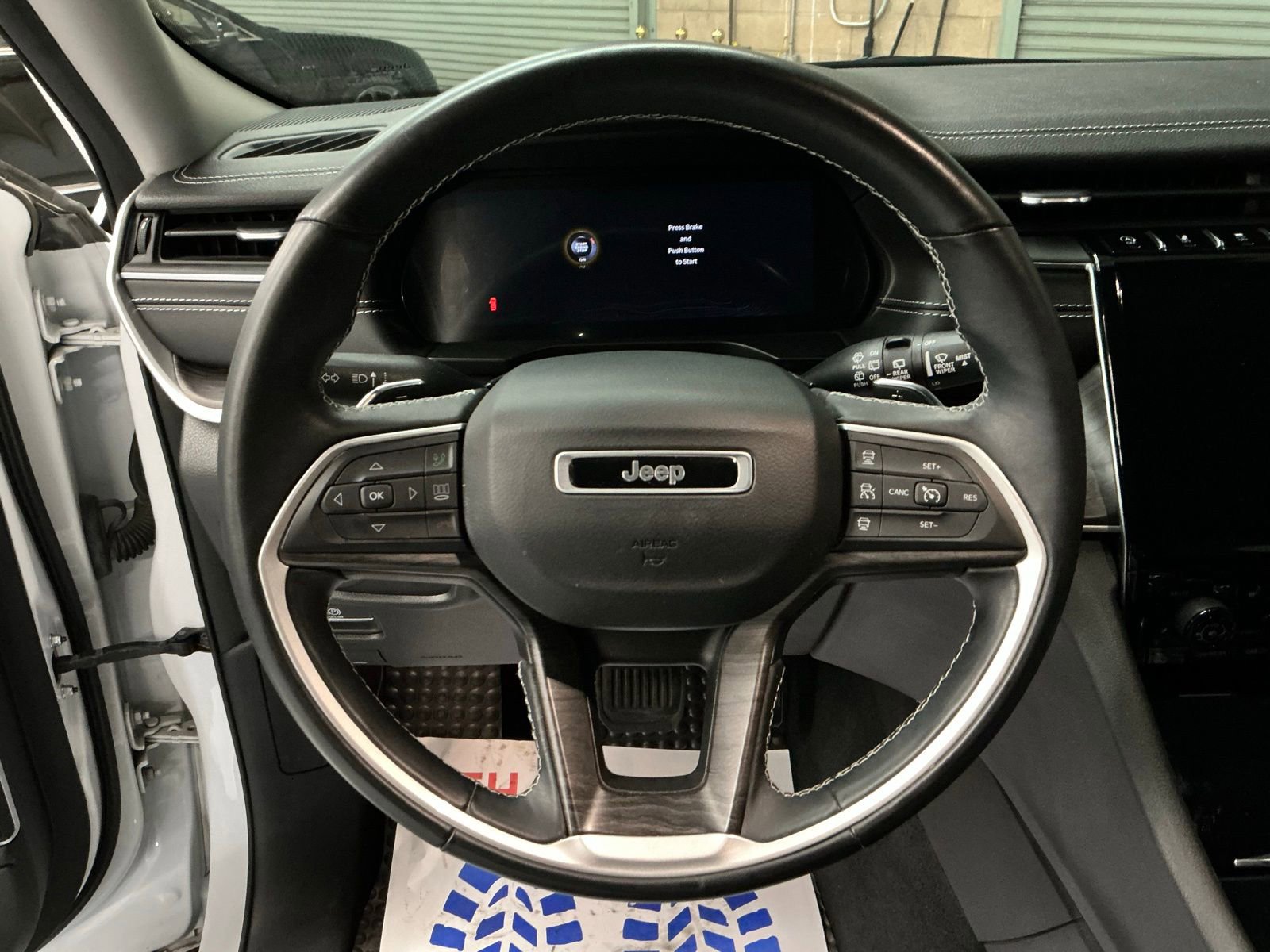 Used 2021 Jeep Grand Cherokee L Limited w/ MOPAR Finishing Package image 22