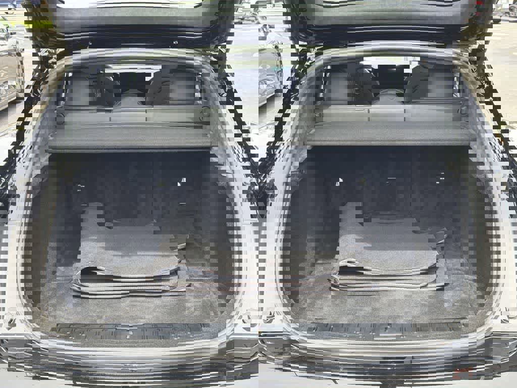 Used 2023 Tesla Model S image 32