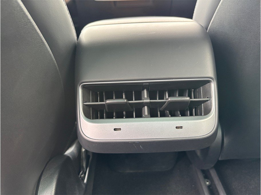 Used 2023 Tesla Model 3 Standard Range RWD image 37