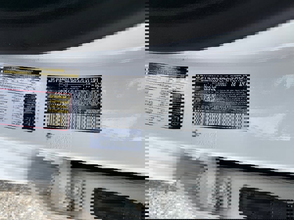 Used 2023 Mercedes-Benz C 300 Sedan w/ Exclusive Trim Package image 20