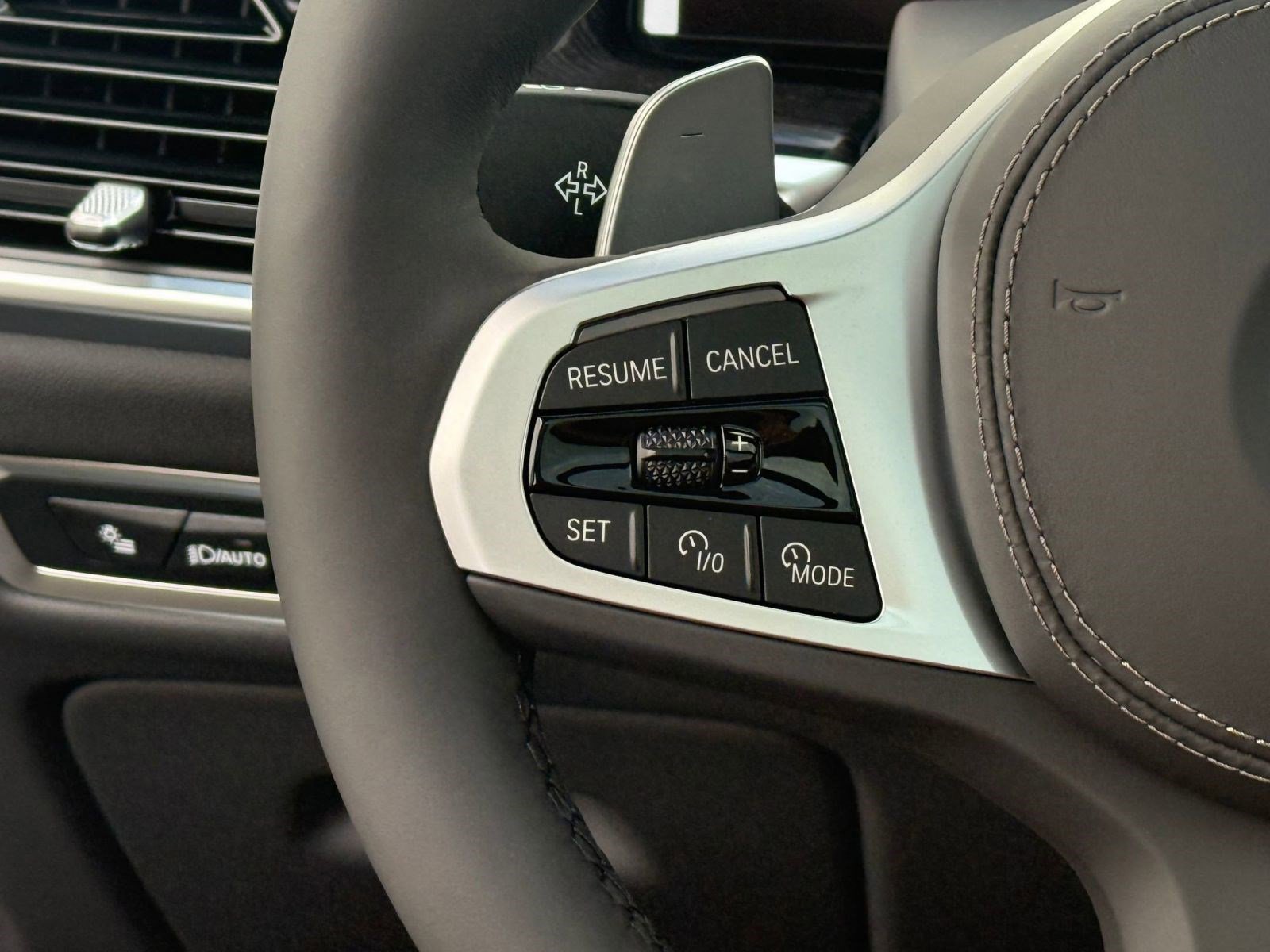 New 2026 BMW X7 xDrive40i w/ Executive Package image 15