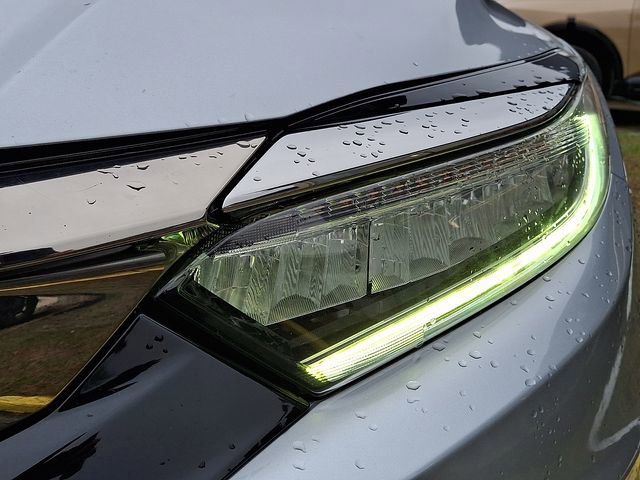 Used 2020 Honda HR-V Touring image 9