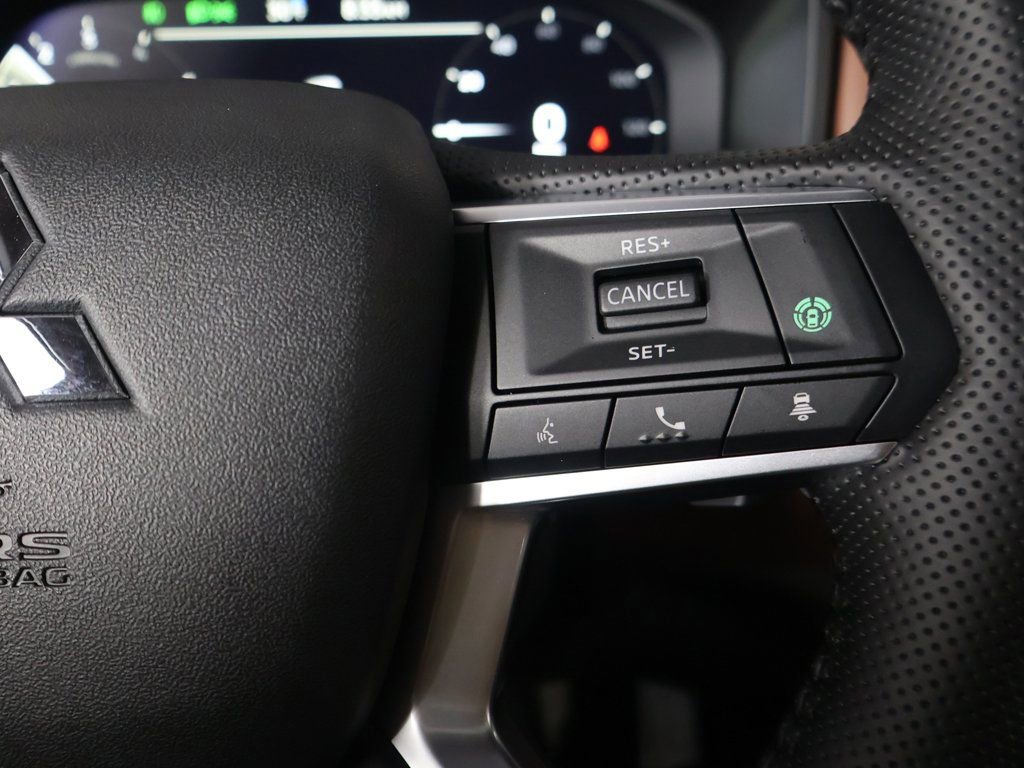 New 2026 Mitsubishi Outlander SEL FWD image 49