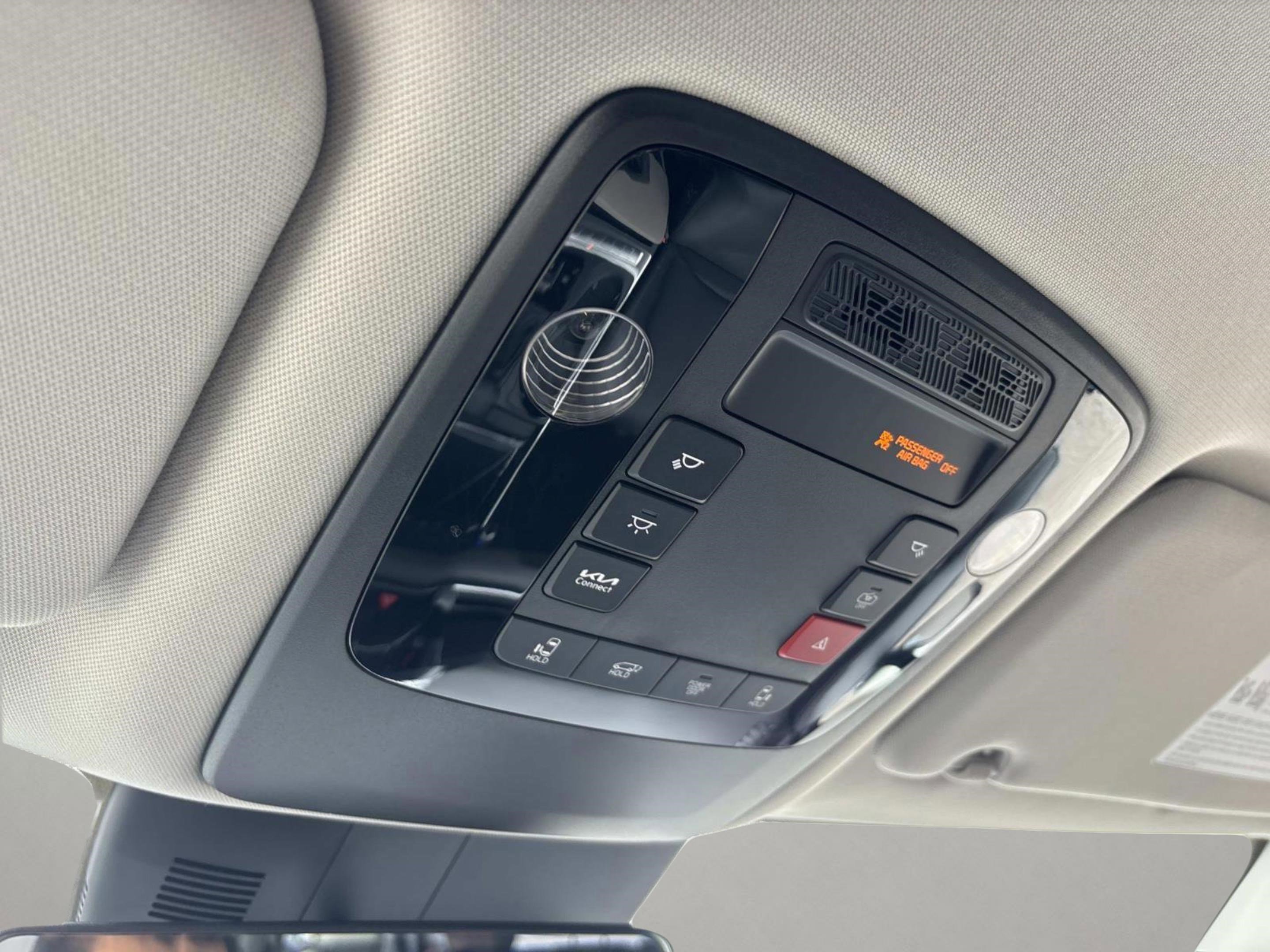 New 2026 Kia Carnival EX image 31