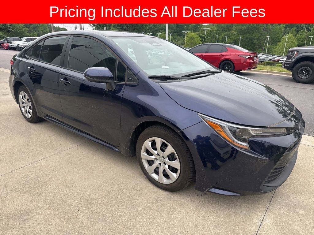 Used 2023 Toyota Corolla LE FWD image 1
