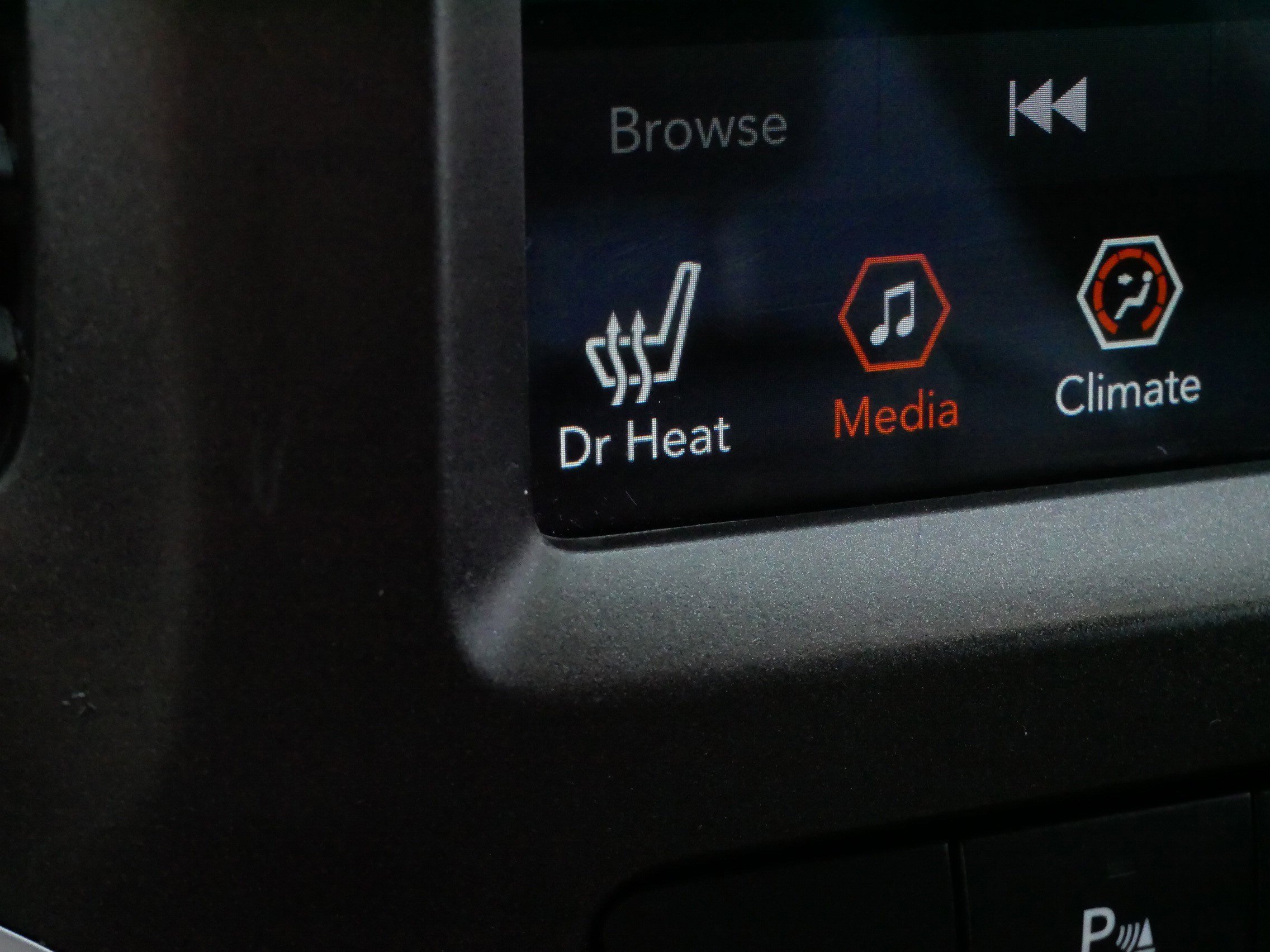 Used 2019 Jeep Cherokee Trailhawk w/ Cold Weather Group image 30