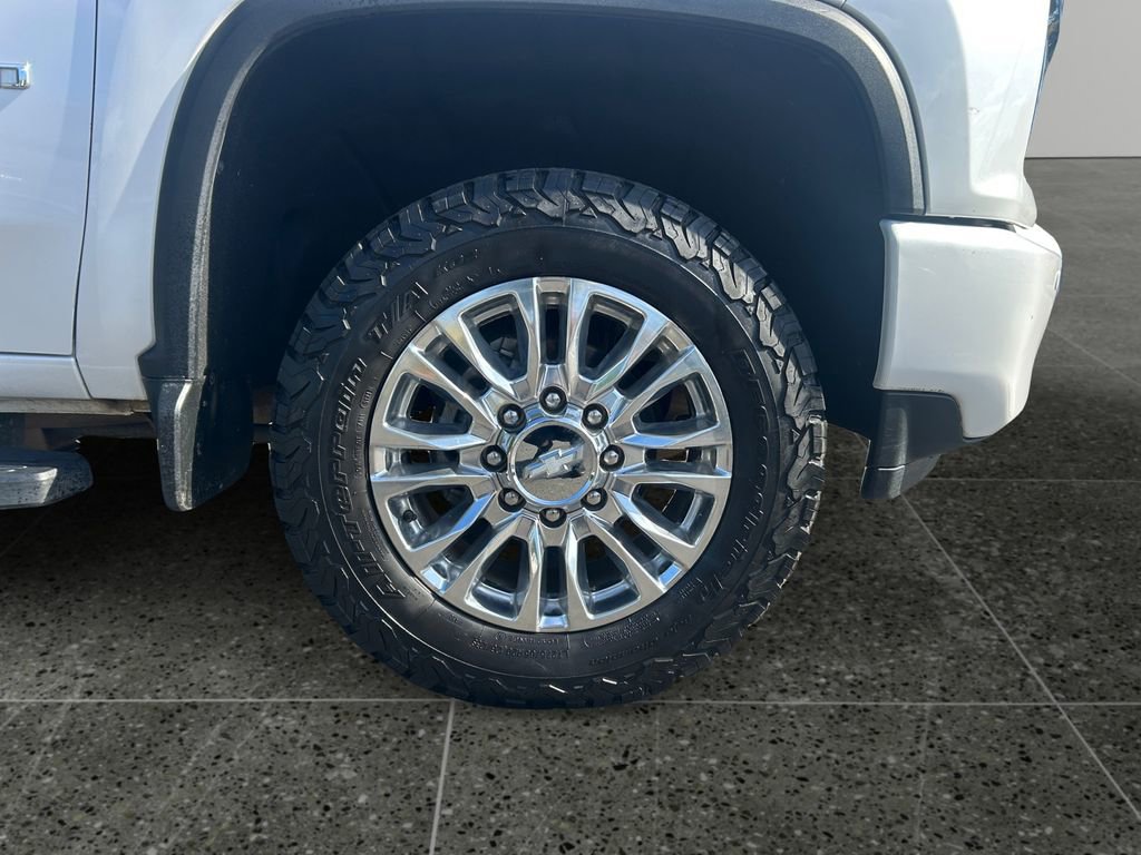 Used 2020 Chevrolet Silverado 3500 High Country w/ Z71 Off-Road Package image 10