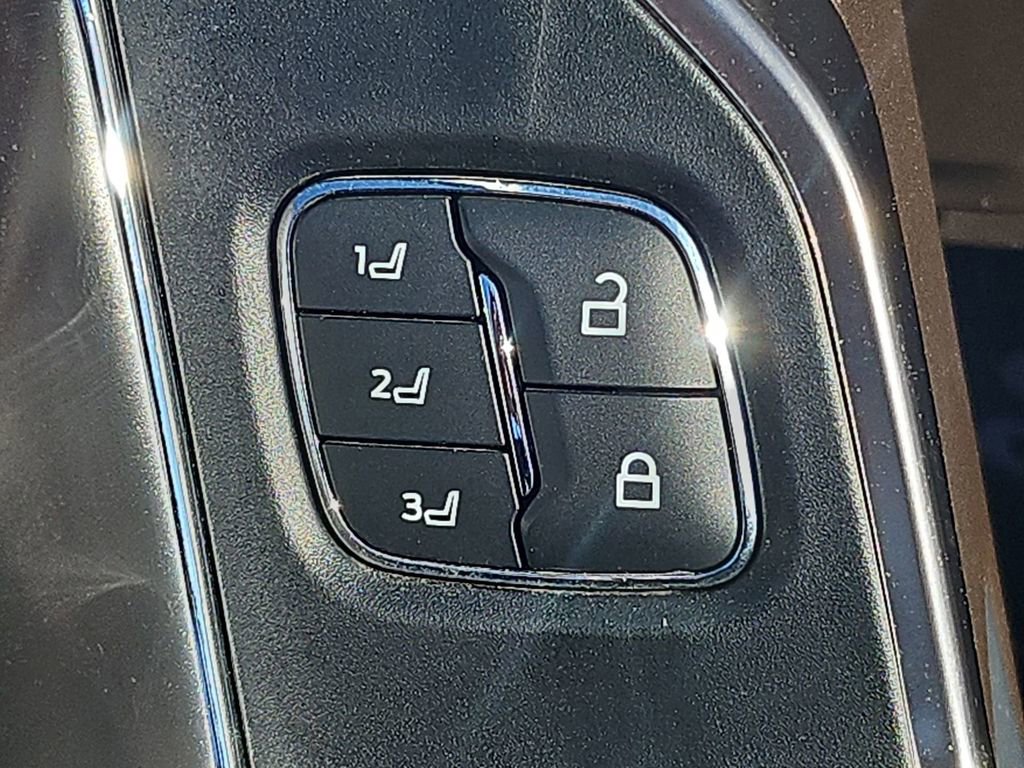 Used 2024 Ford F250 King Ranch w/ FX4 Off-Road Package image 34