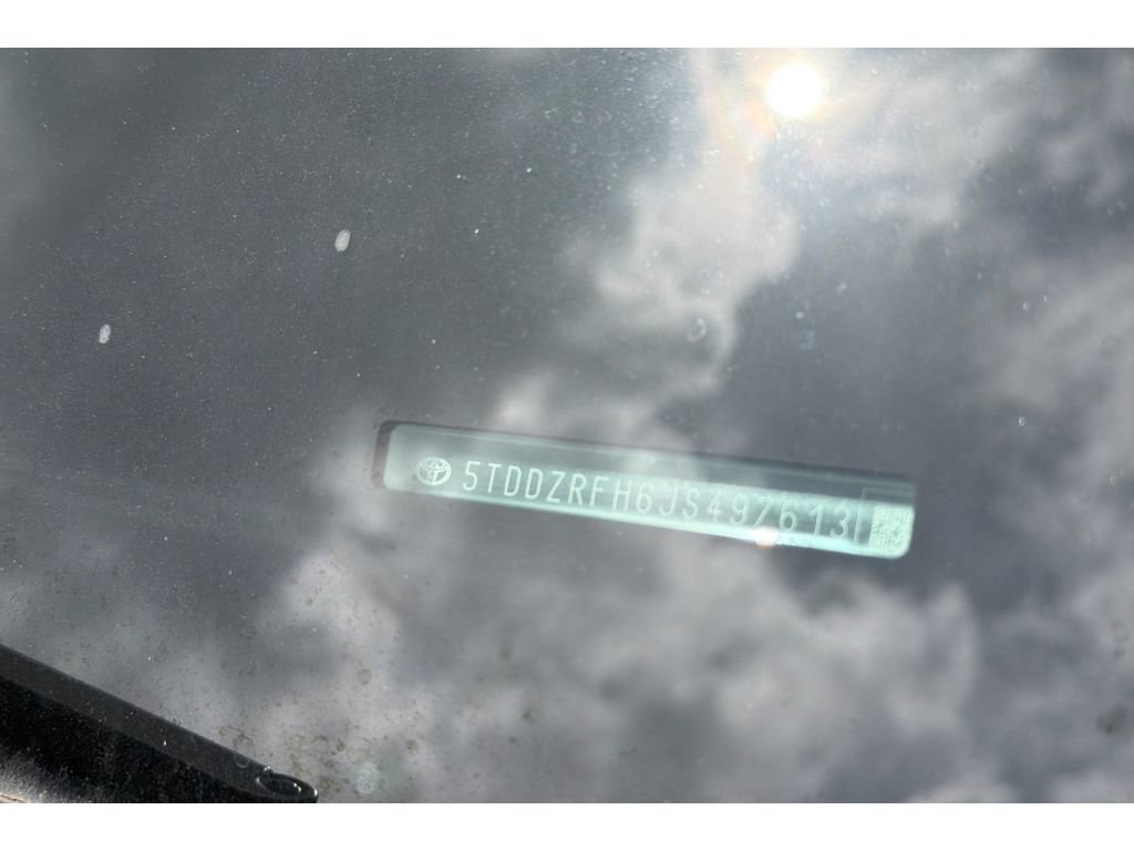 Used 2018 Toyota Highlander Limited Platinum image 8