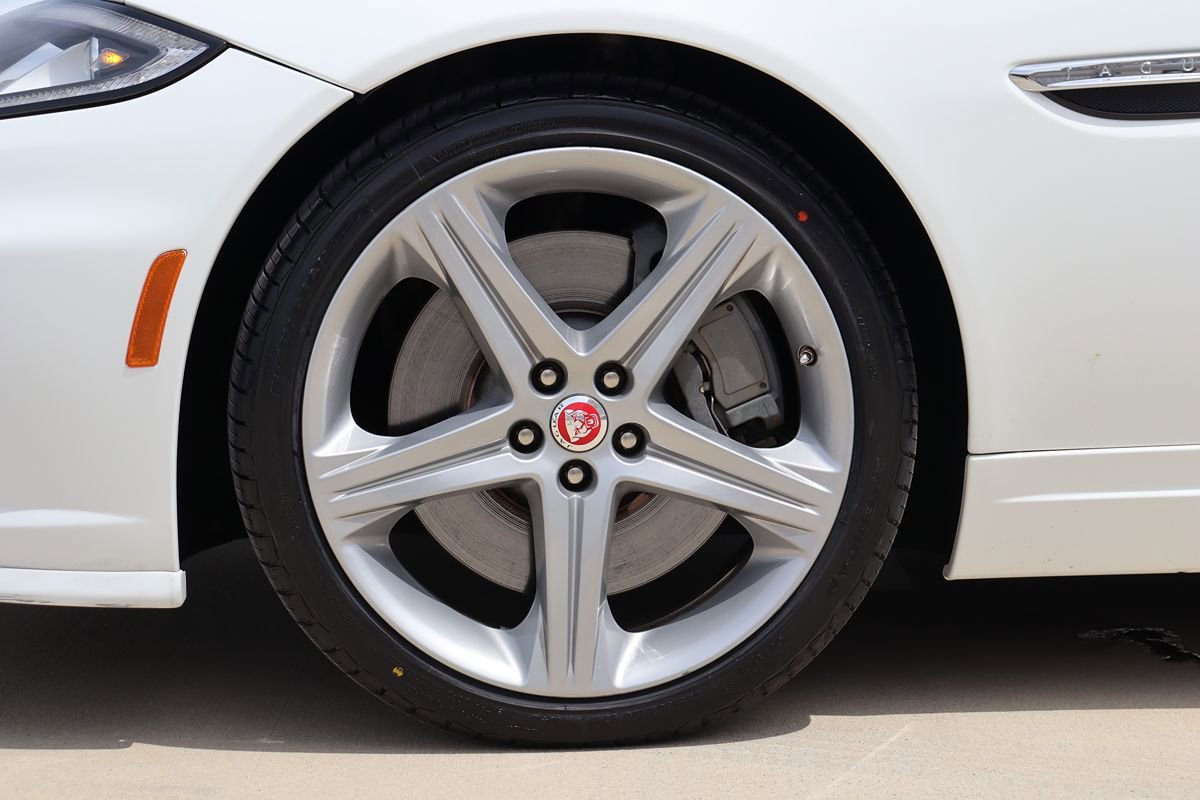 Used 2014 Jaguar XKR R image 42