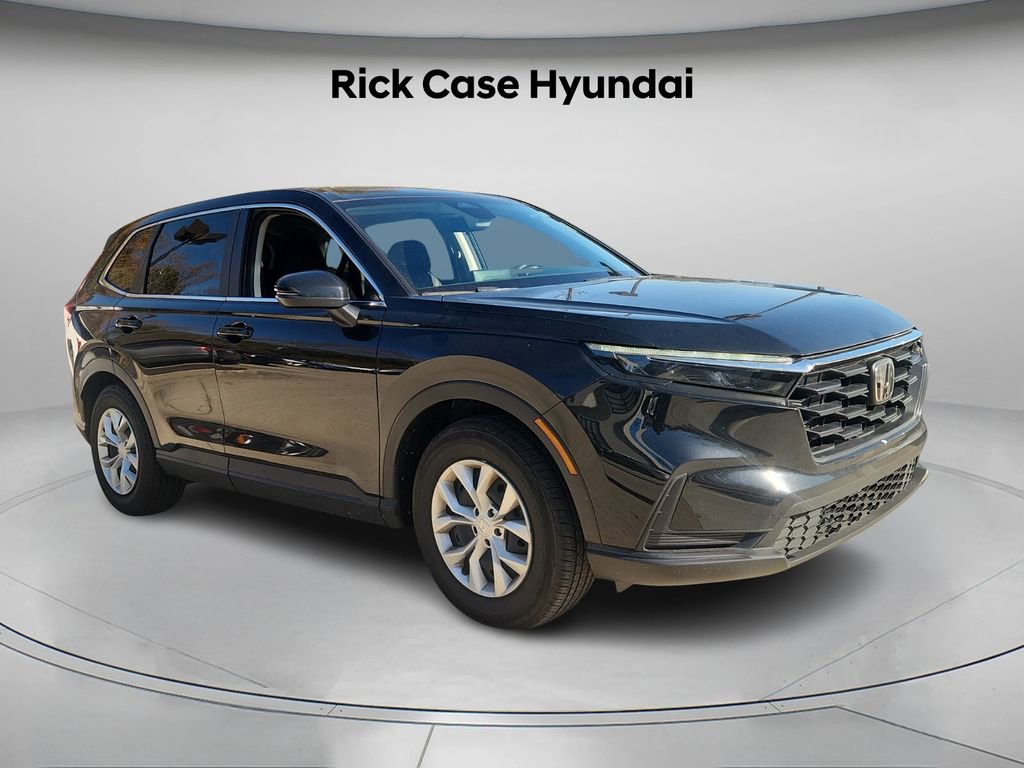 Used 2025 Honda CR-V LX image 8