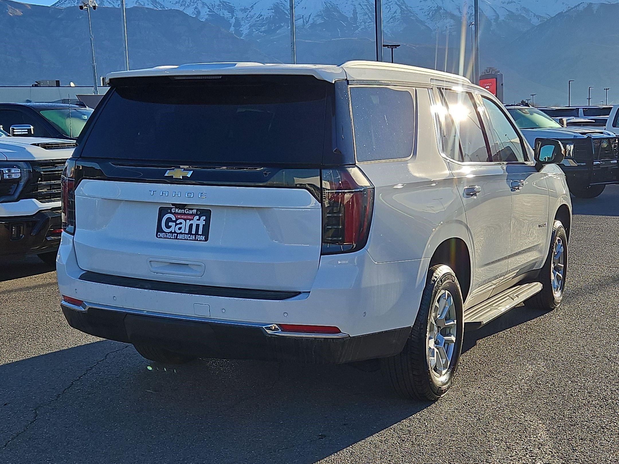 Used 2026 Chevrolet Tahoe LS AWD/4WD image 3