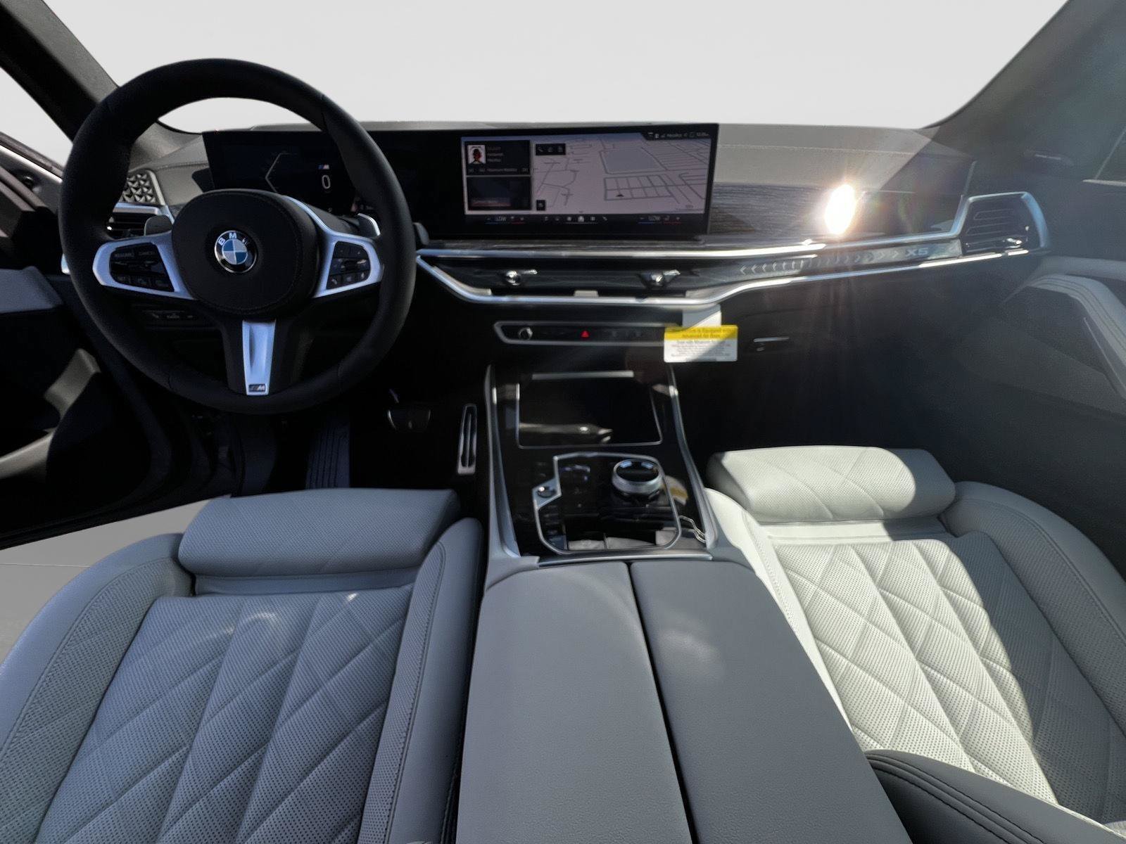 New 2026 BMW X5 xDrive40i w/ Executive Package AWD/4WD image 13
