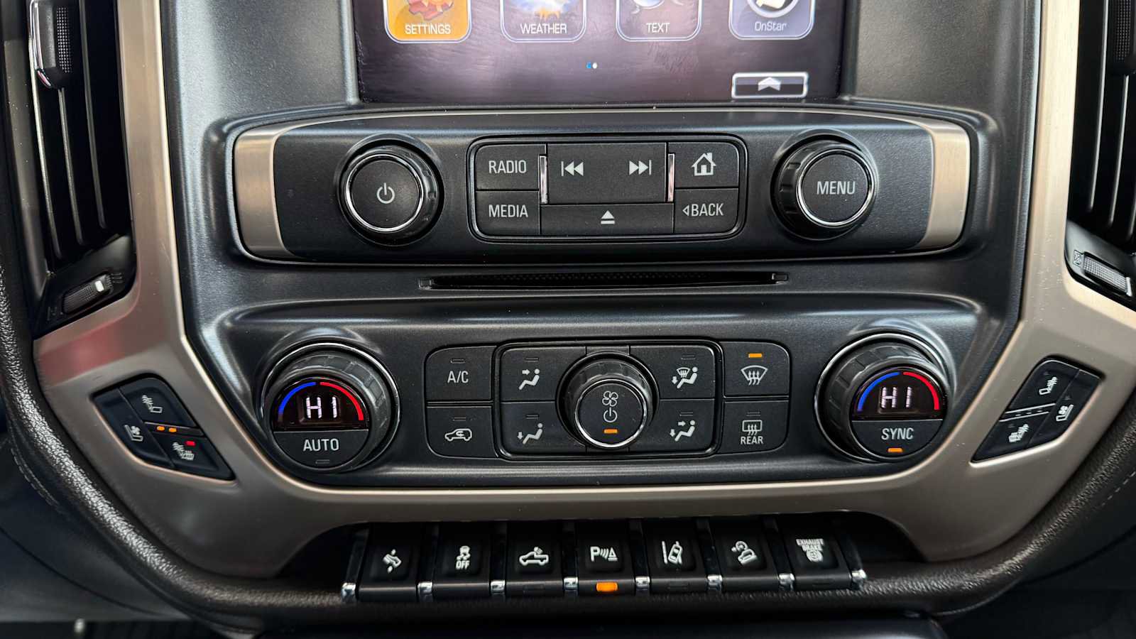 Used 2019 GMC Sierra 2500 Denali w/ Duramax Plus Package AWD/4WD image 22