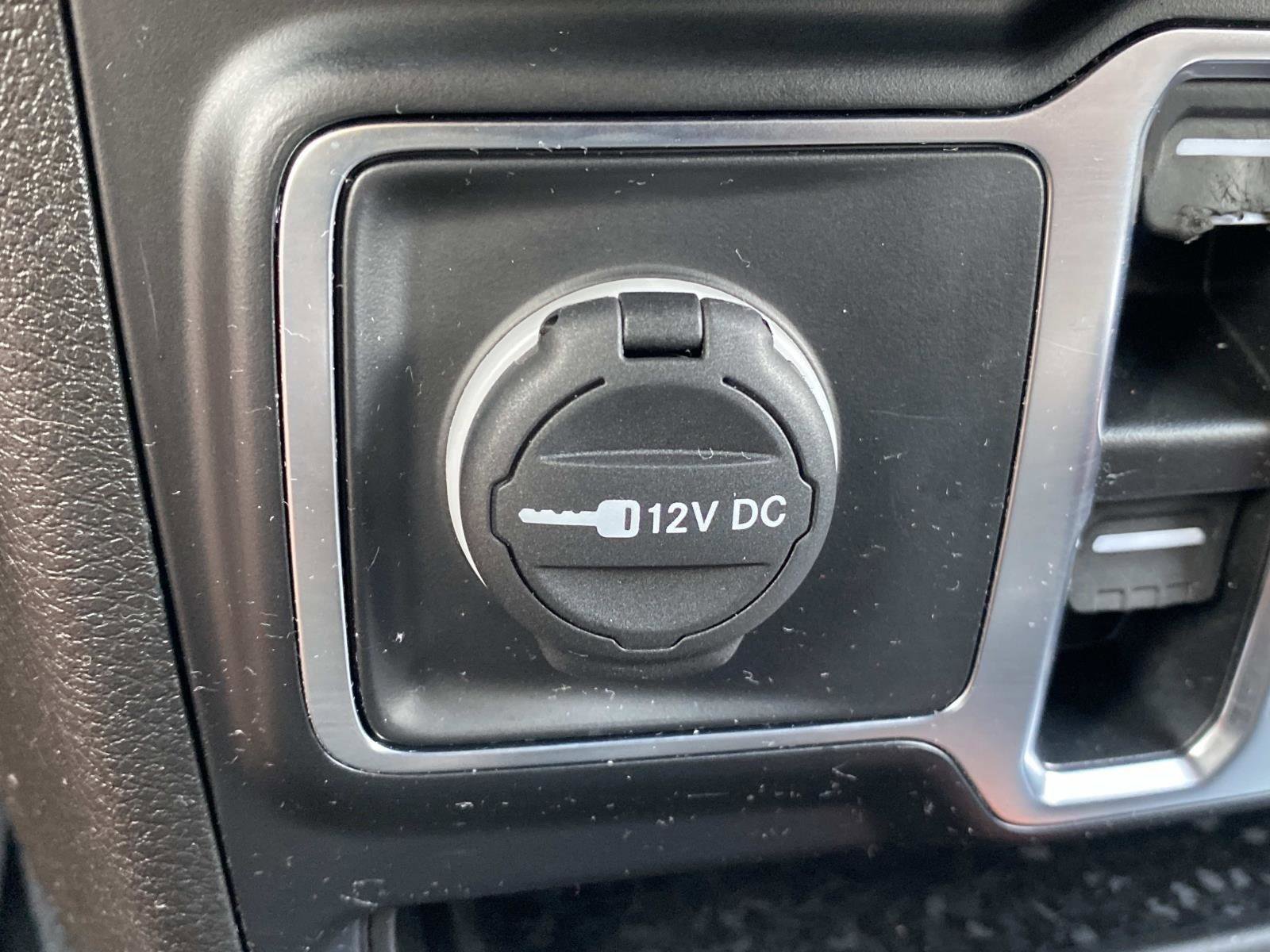 Used 2024 Jeep Wrangler Unlimited Sahara AWD/4WD image 30