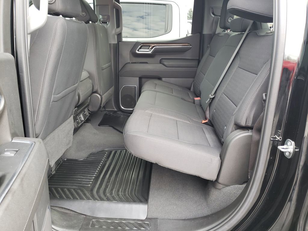 Used 2023 Chevrolet Silverado 1500 LT image 24