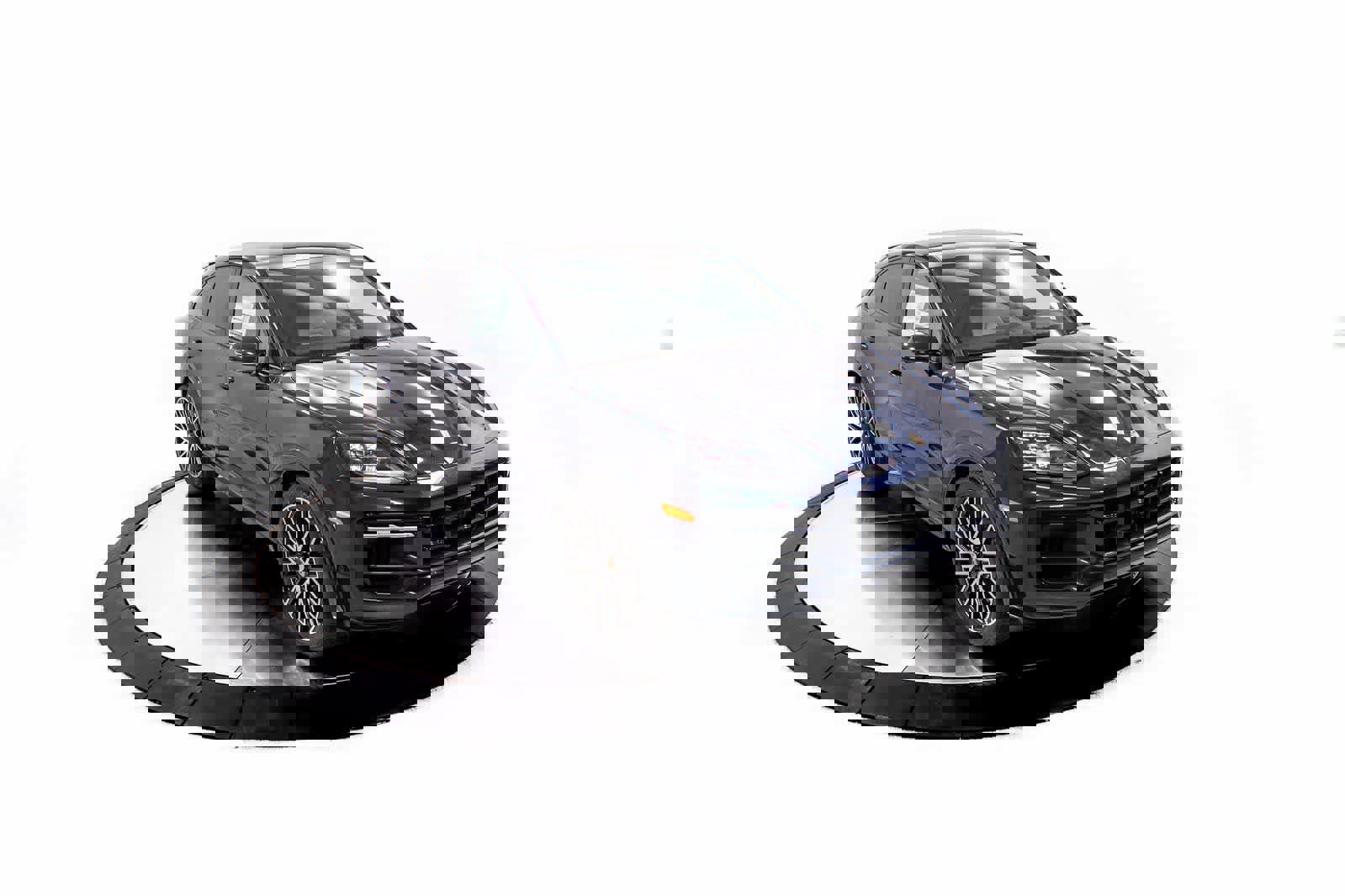 New 2026 Porsche Cayenne GTS image 41