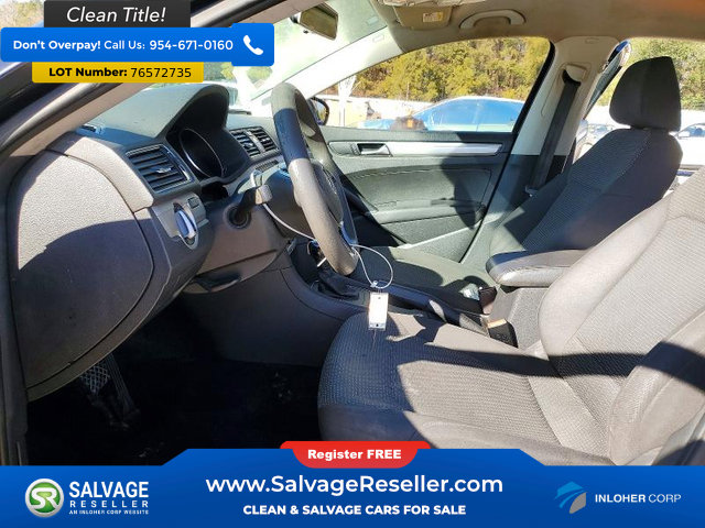 Used 2017 Volkswagen Passat 1.8T S image 2