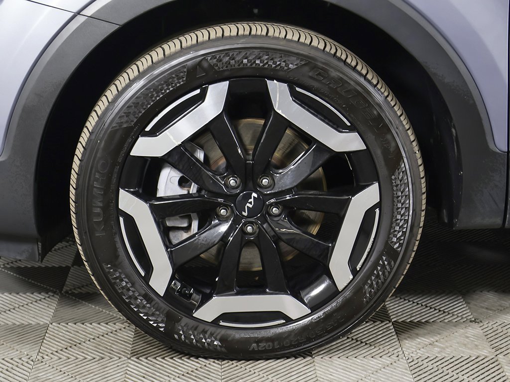 Used 2023 Kia Telluride S image 22