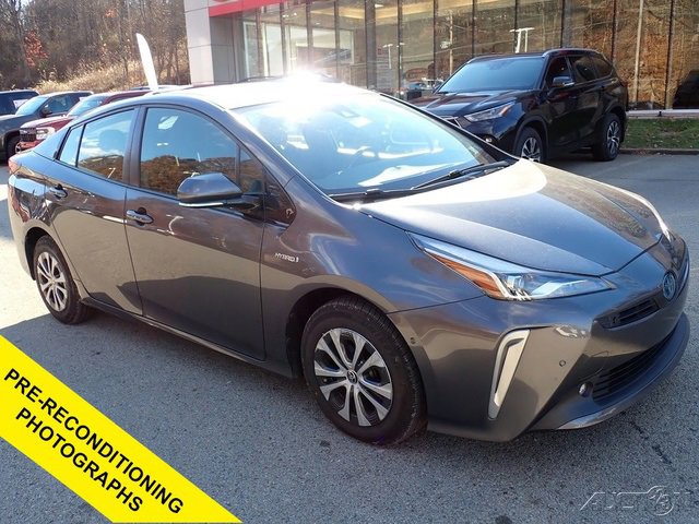 Certified 2019 Toyota Prius XLE