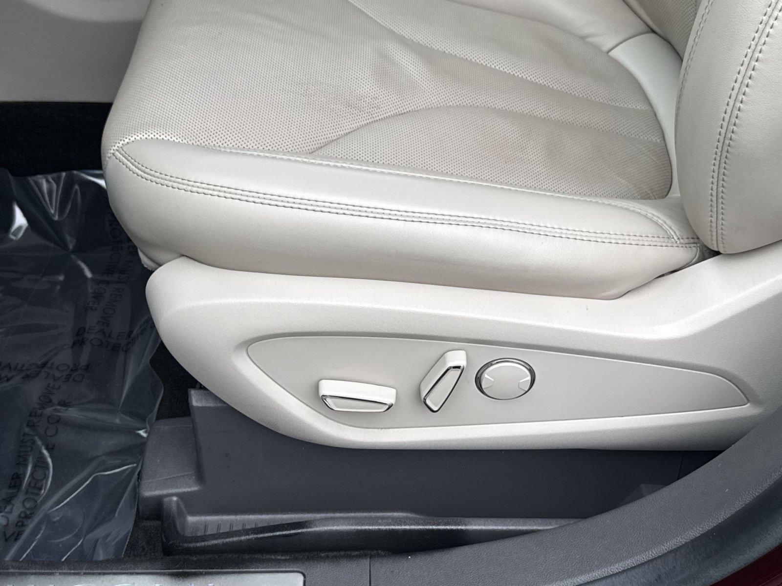 Used 2019 Lincoln Nautilus Reserve AWD/4WD image 14