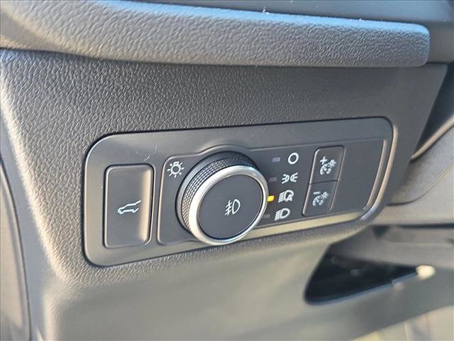 Used 2022 Ford Escape SEL w/ Technology Package image 9