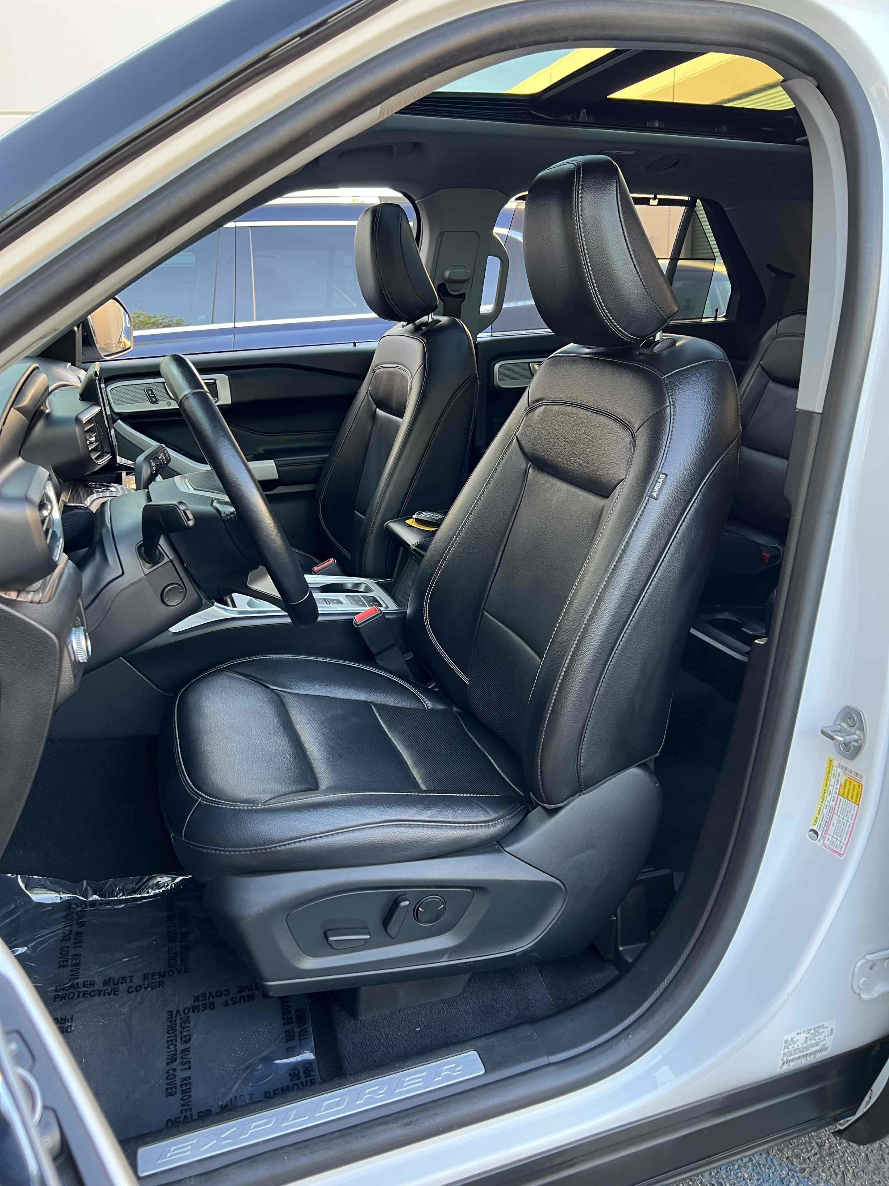 Used 2021 Ford Explorer Limited w/ Equipment Group 301A image 38