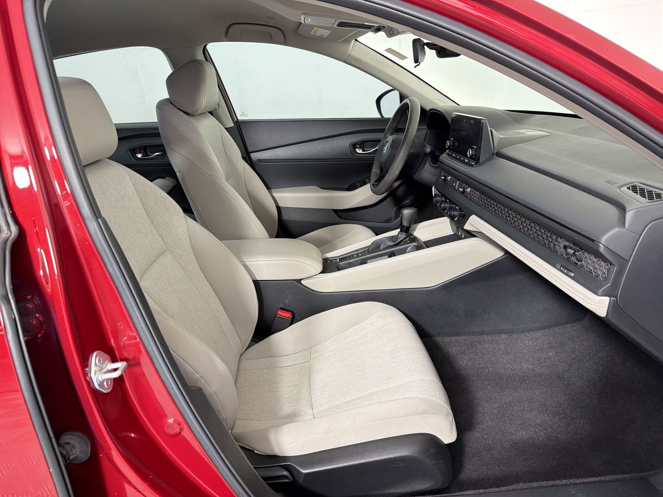 Certified 2023 Honda Accord LX image 29