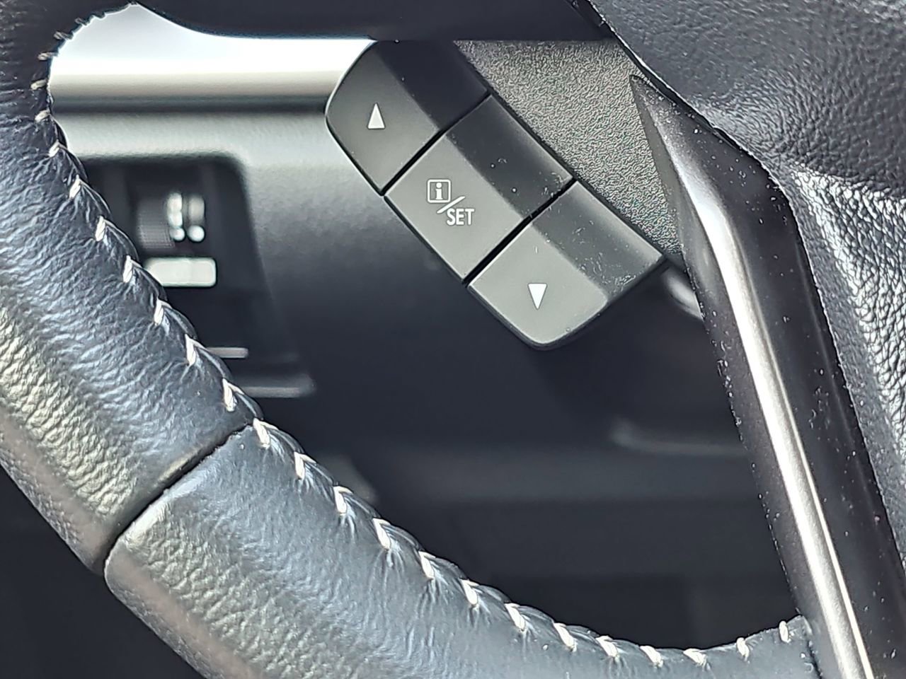 Certified 2023 Subaru Forester Premium image 24