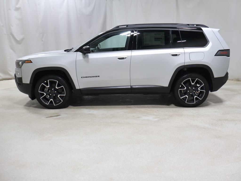New 2026 Jeep Cherokee Overland image 4