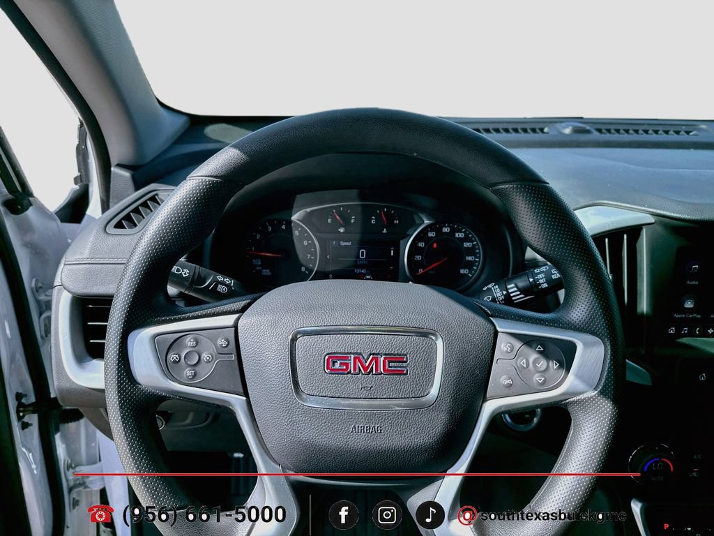 Used 2024 GMC Terrain SLE w/ Driver Convenience Package FWD image 14