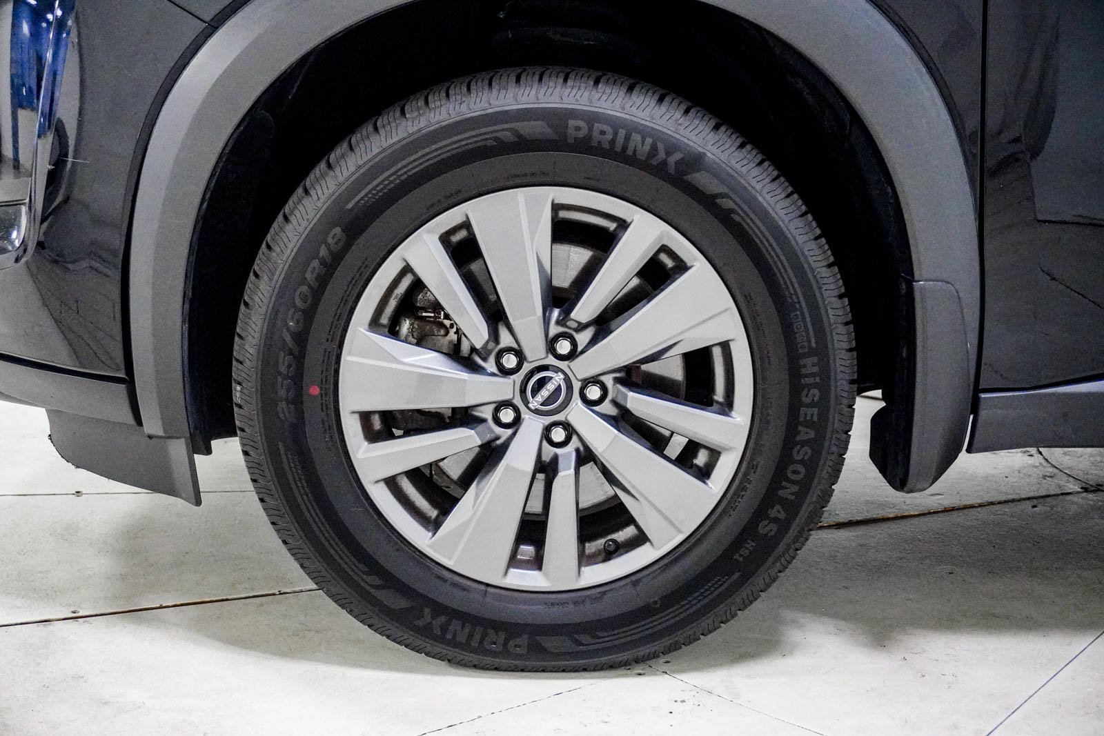 Used 2022 Nissan Pathfinder SV AWD/4WD image 16