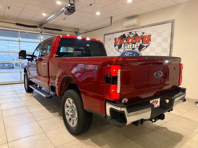 Used 2025 Ford F350 Lariat w/ Chrome Package image 9