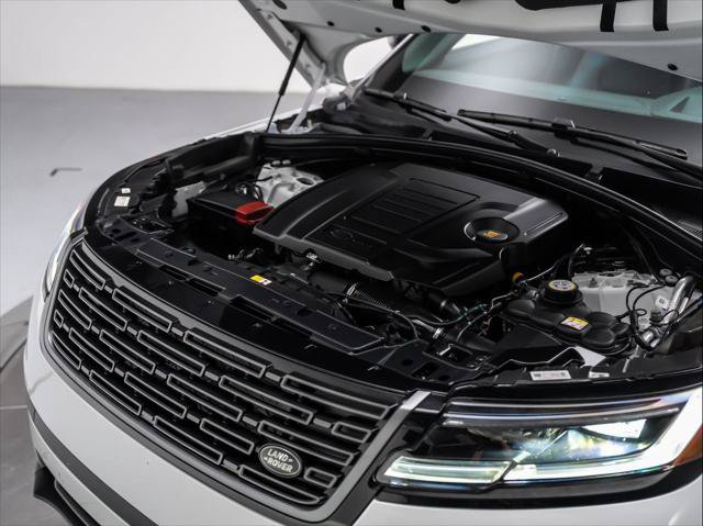Used 2026 Land Rover Range Rover Velar S AWD/4WD image 10
