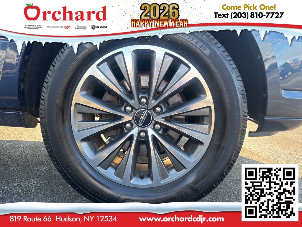 Used 2017 Lincoln Navigator Select image 9