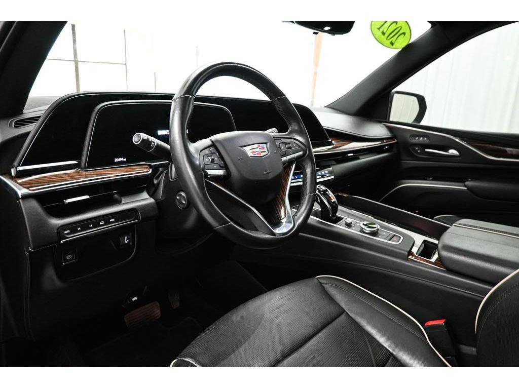 Used 2021 Cadillac Escalade Premium Luxury AWD/4WD image 9