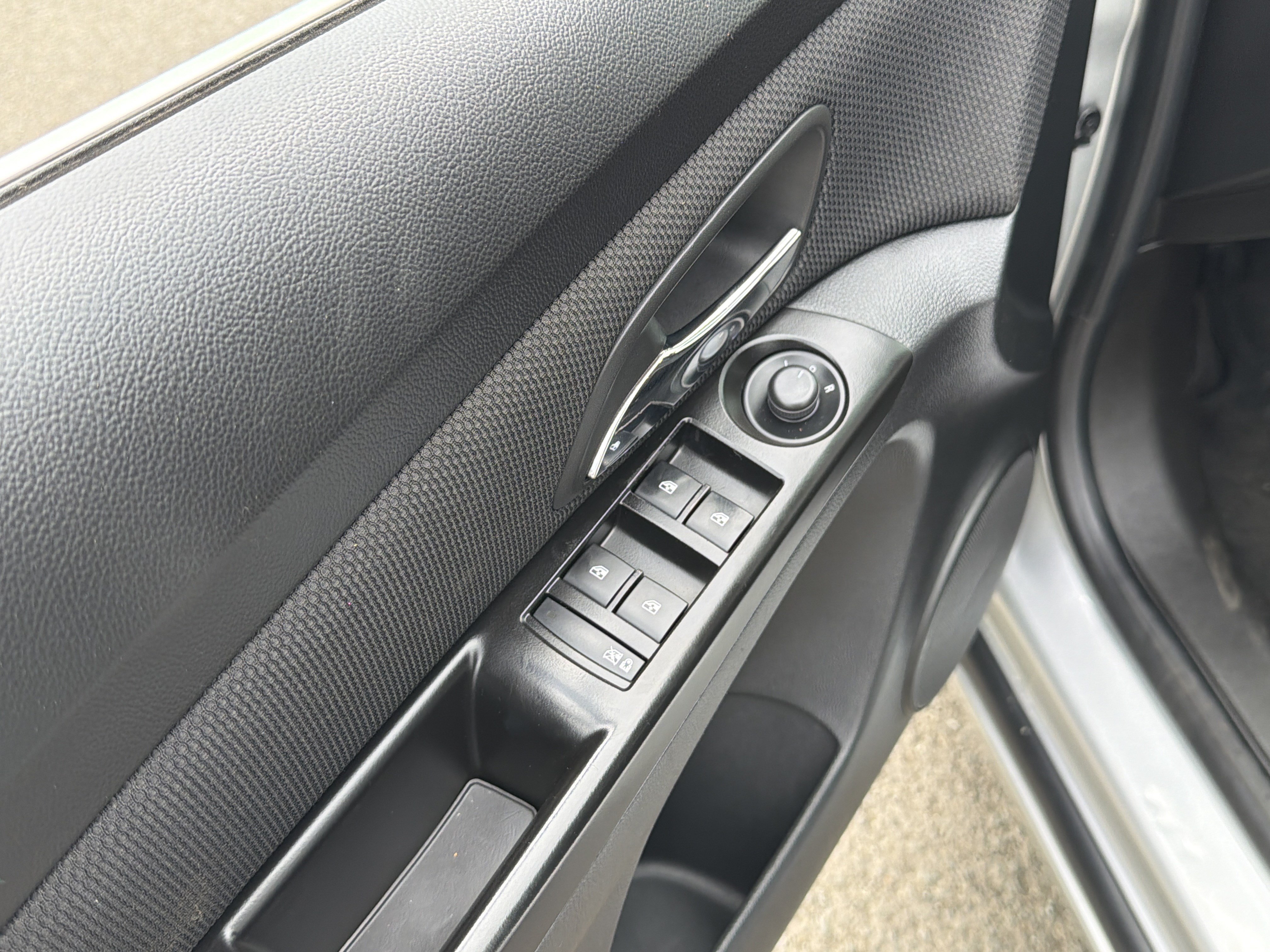 Used 2014 Chevrolet Cruze Eco FWD image 15