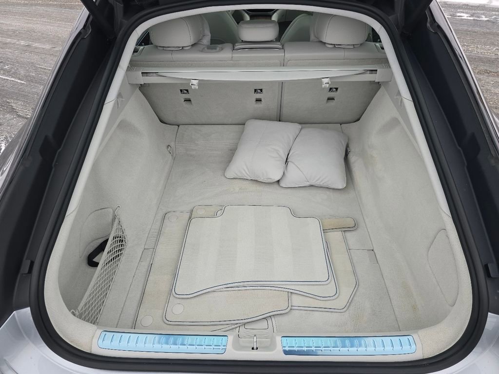 Certified 2022 Mercedes-Benz EQS 580 4MATIC Sedan image 19