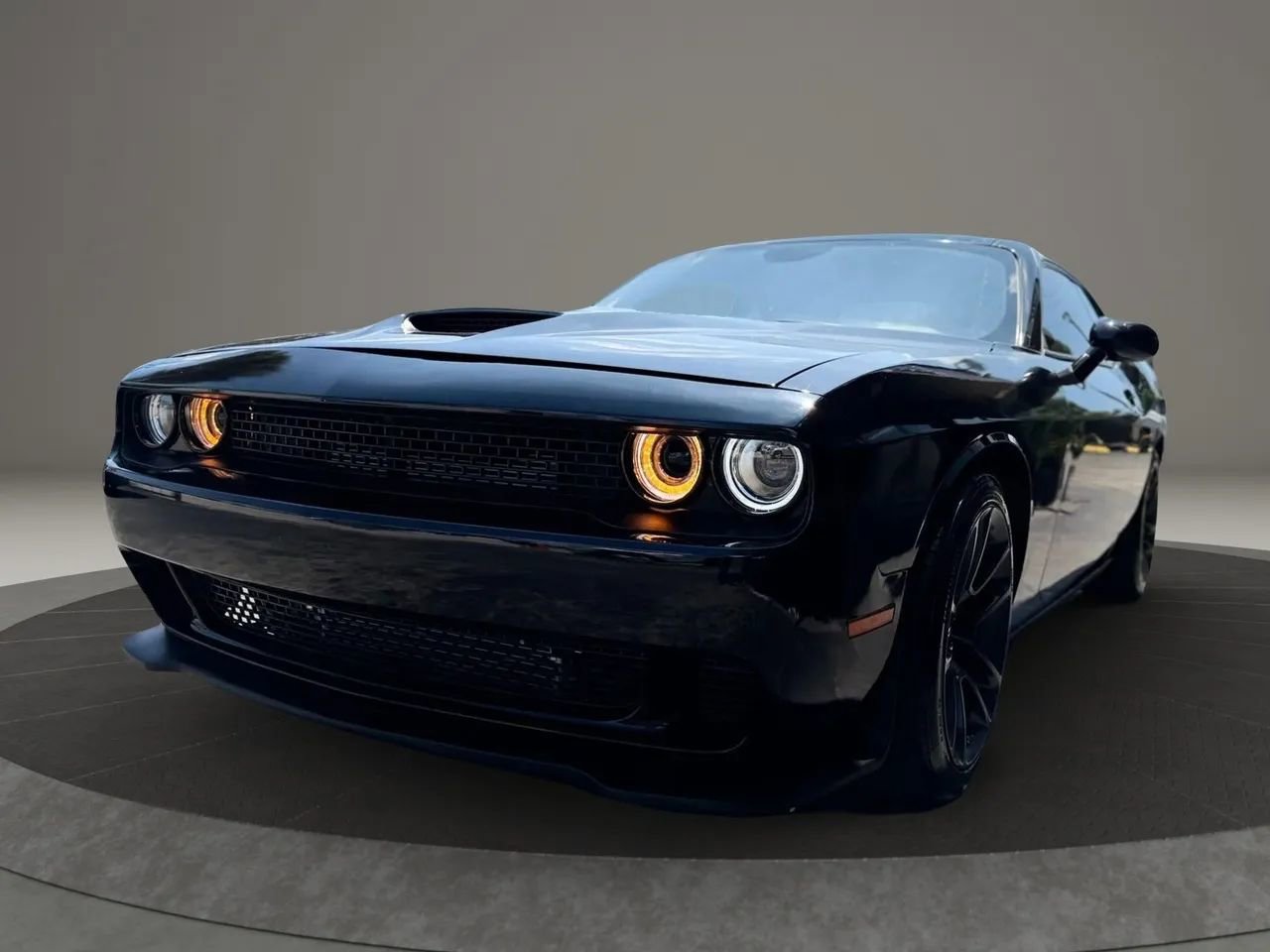 Used 2021 Dodge Challenger R/T Scat Pack RWD image 6