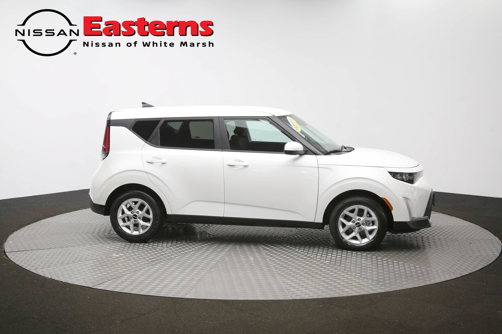 Used 2024 Kia Soul LX w/ Option Group 015 FWD image 44