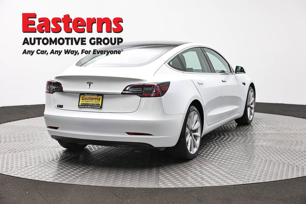 Used 2020 Tesla Model 3 Standard Range Plus RWD image 5