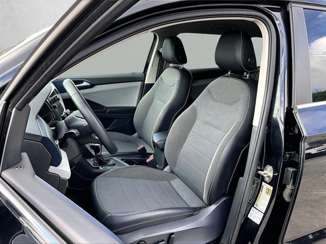 Used 2022 Volkswagen Taos SE image 27