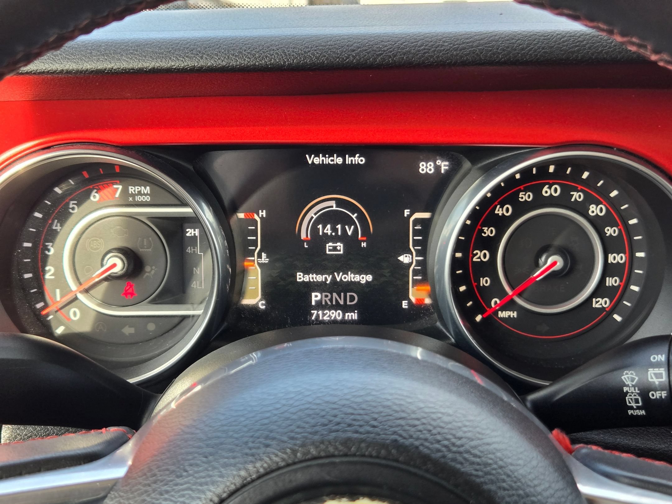 Used 2018 Jeep Wrangler Unlimited Rubicon AWD/4WD image 14