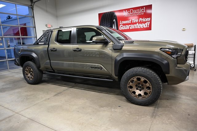 New 2025 Toyota Tacoma 4x4 Double Cab Hybrid image 4
