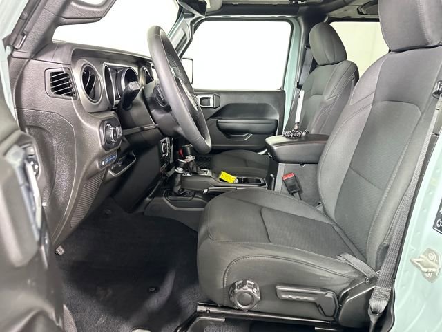 Used 2023 Jeep Wrangler Unlimited image 11