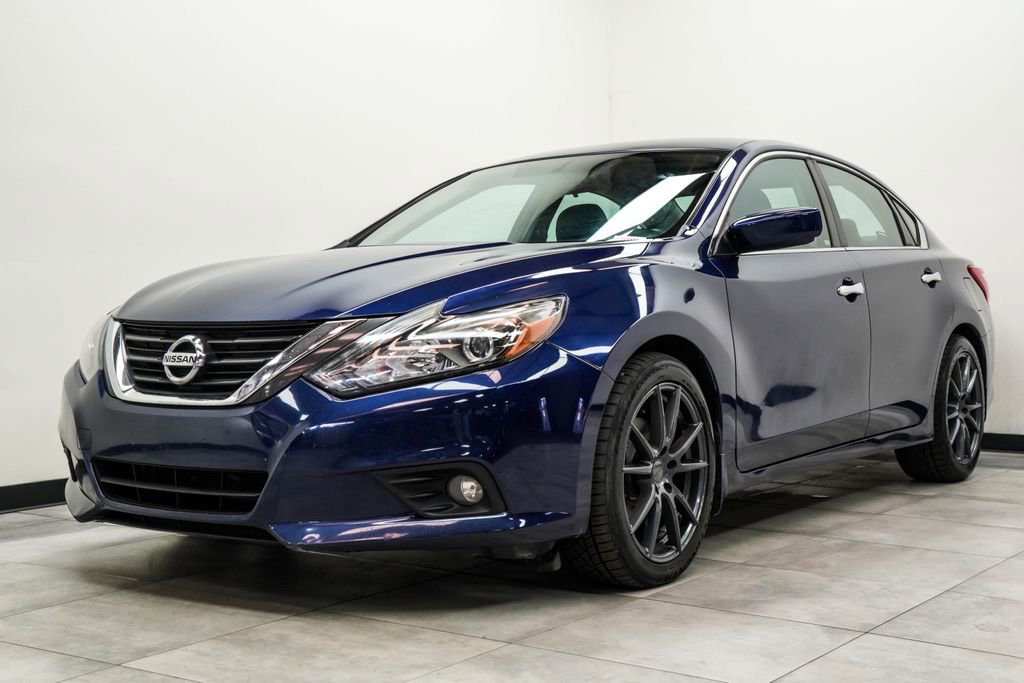Used 2016 Nissan Altima 3.5 SR FWD image 7
