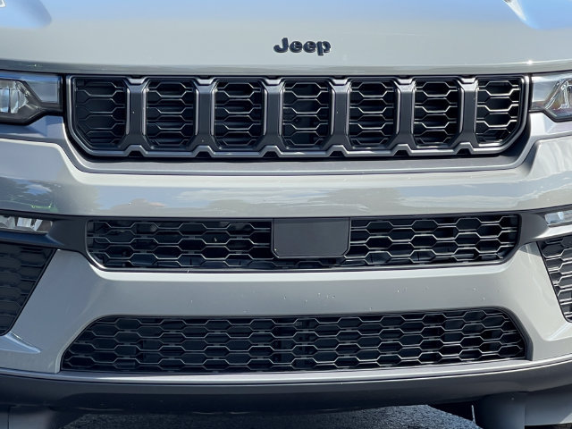 New 2027 Jeep Grand Cherokee Limited w/ Limited Altitude Package AWD/4WD image 41