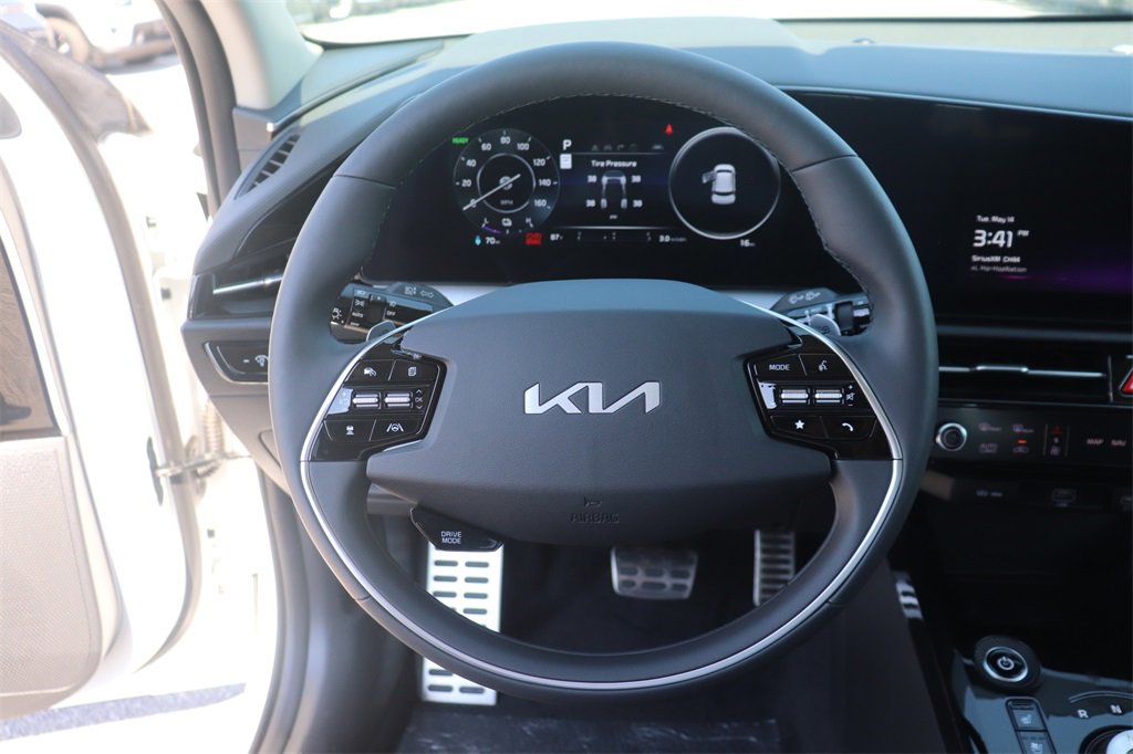New 2024 Kia Niro Wave image 12