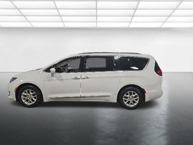 Used 2020 Chrysler Pacifica Touring-L FWD image 7